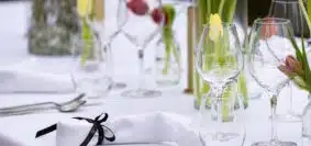 Art de la table : disposition correcte des verres