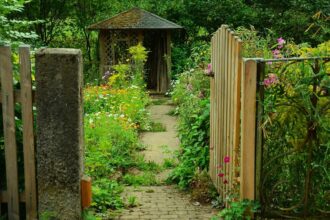 Comment bien choisir votre abri de jardin ?
