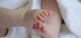 La gourmette idéale pour bébé : Comment faire le bon choix pour ce cadeau de naissance ?